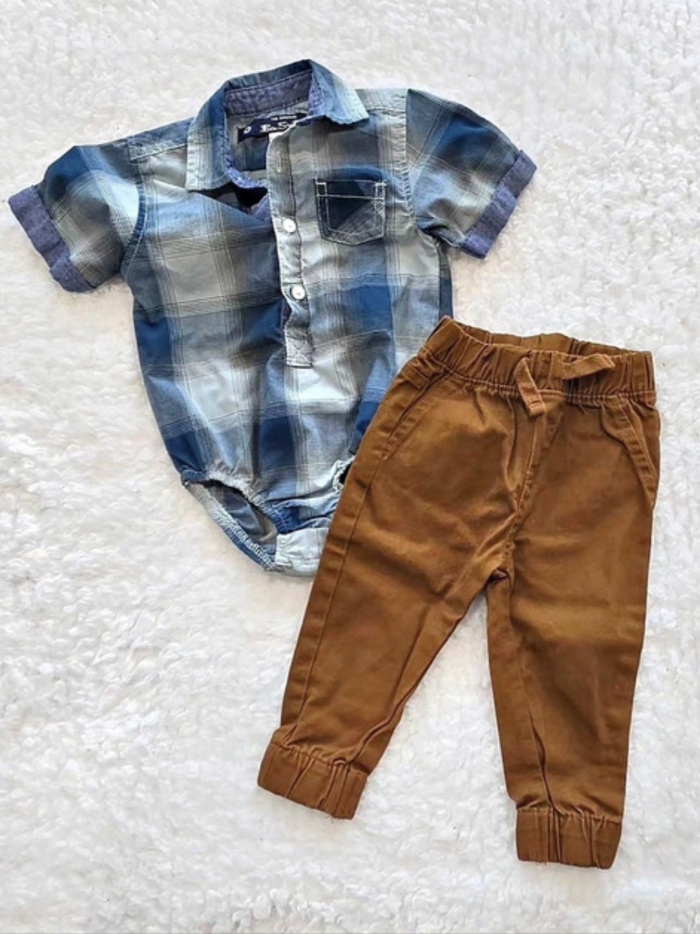Ben Sherman Plaid Bodysuit and Jogger Pants Set 6M